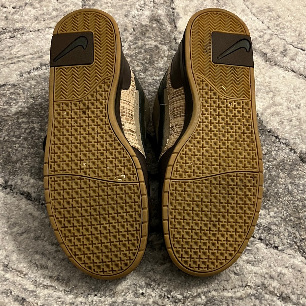 Nike 6.0 Air Heist in Brown and Olive Green - Picture 7 of 7